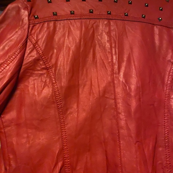 Red leather jacket. - Picture 2 of 7